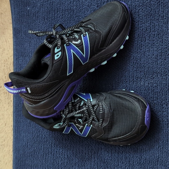 New Balance Trail Running Sneaker USA size 9 - Picture 1 of 1